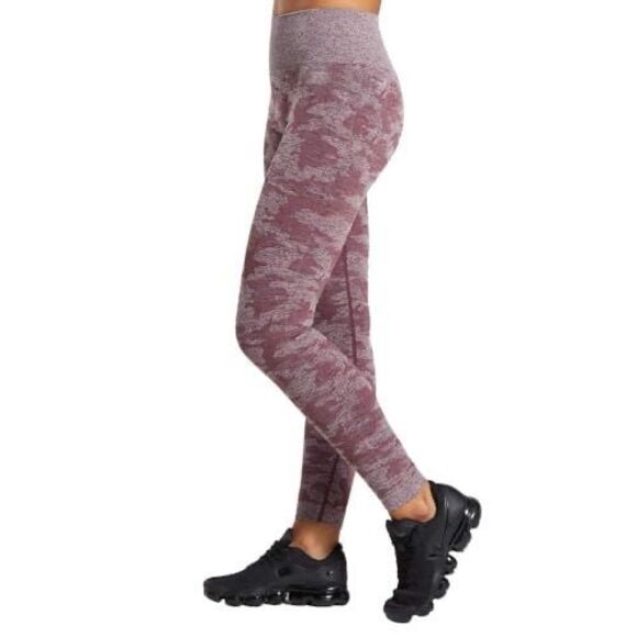 Gymshark Adapt Camo Seamless Leggings In Berry Red Size S - Picture 2 of 11